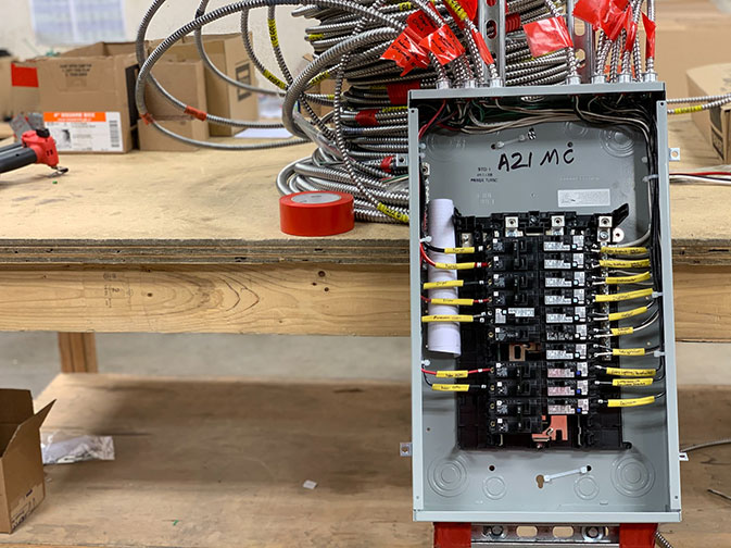RV-Breaker-Box