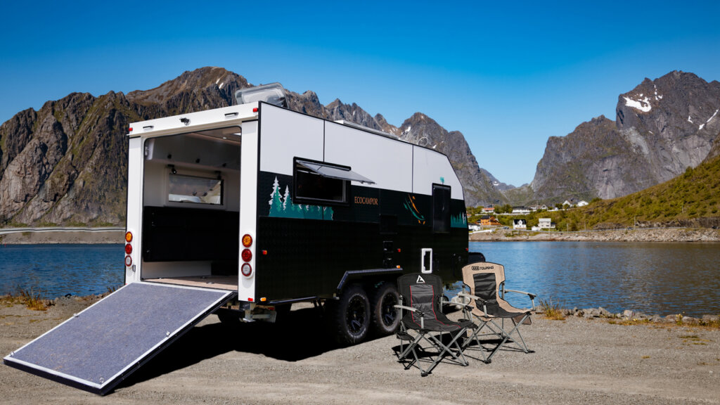 19FT Toy Hauler
