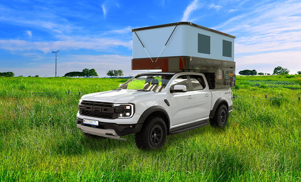 Adventurer TruckCamper